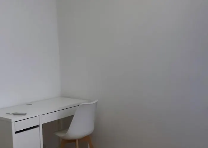 La Grande Boissiere Quarto em Acomodações Particulares Avrillé